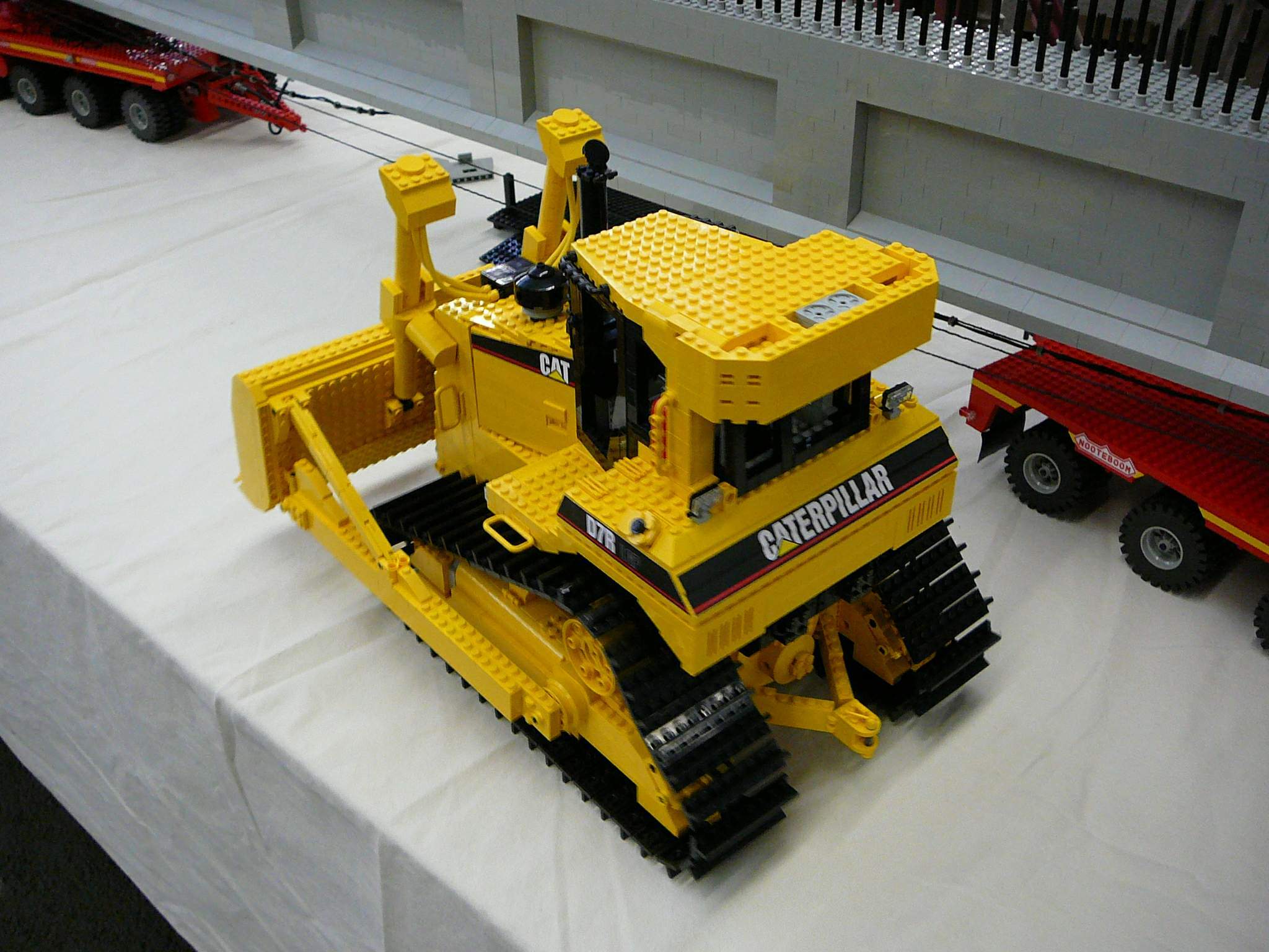 caterpillar-p1010492.jpg