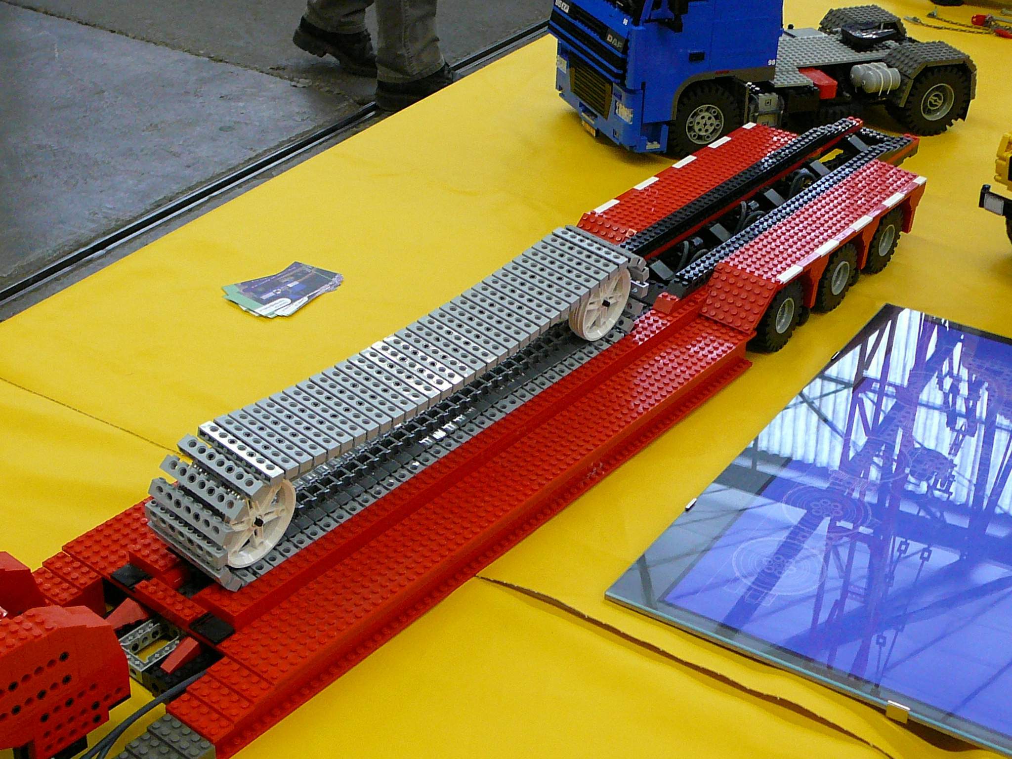 red-mack-p1010529.jpg