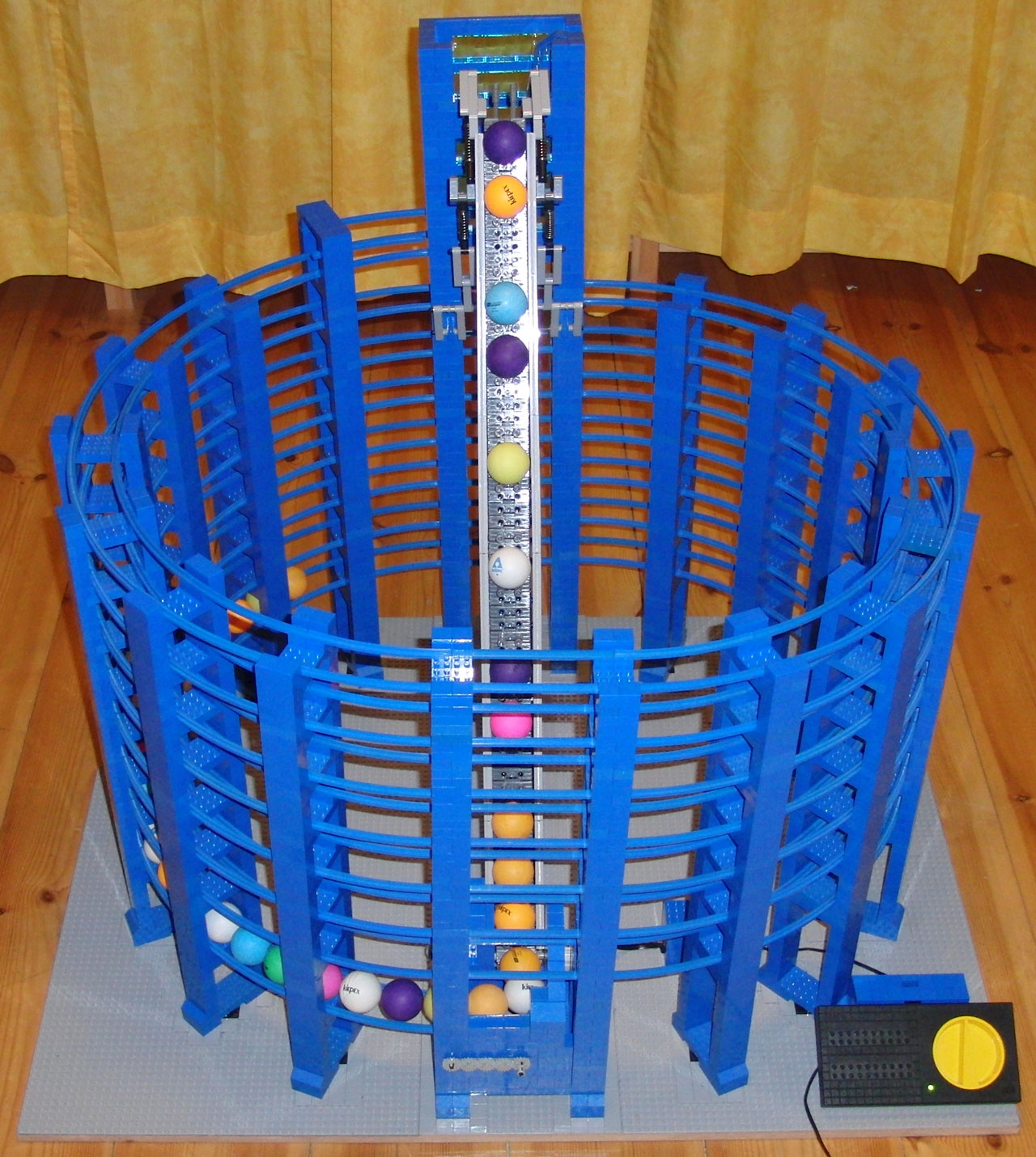 lego-tischtennisball-kugel-bahn-07.jpg