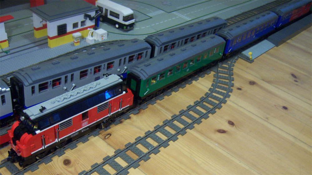 v200-mit-licht-und-wagen3.jpg