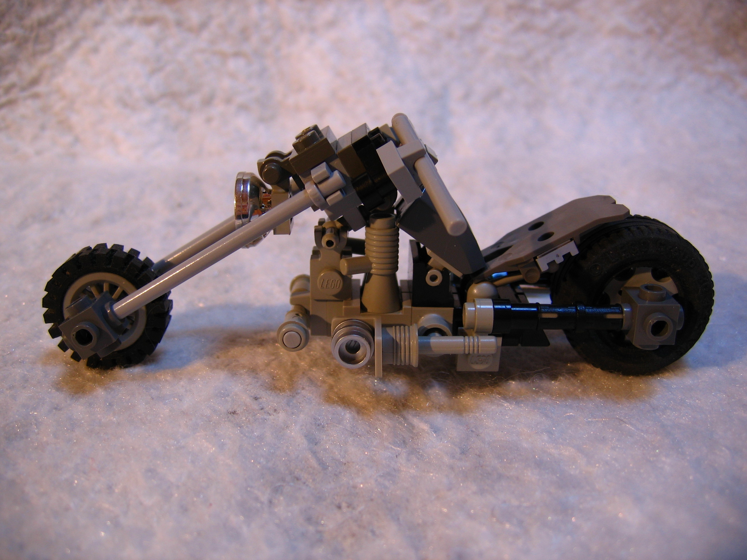 lego_custom_chopper__006.jpg