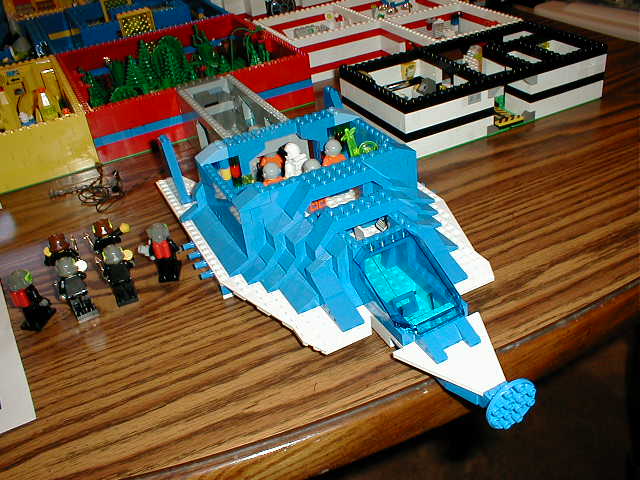 03_mod_ship2.jpg