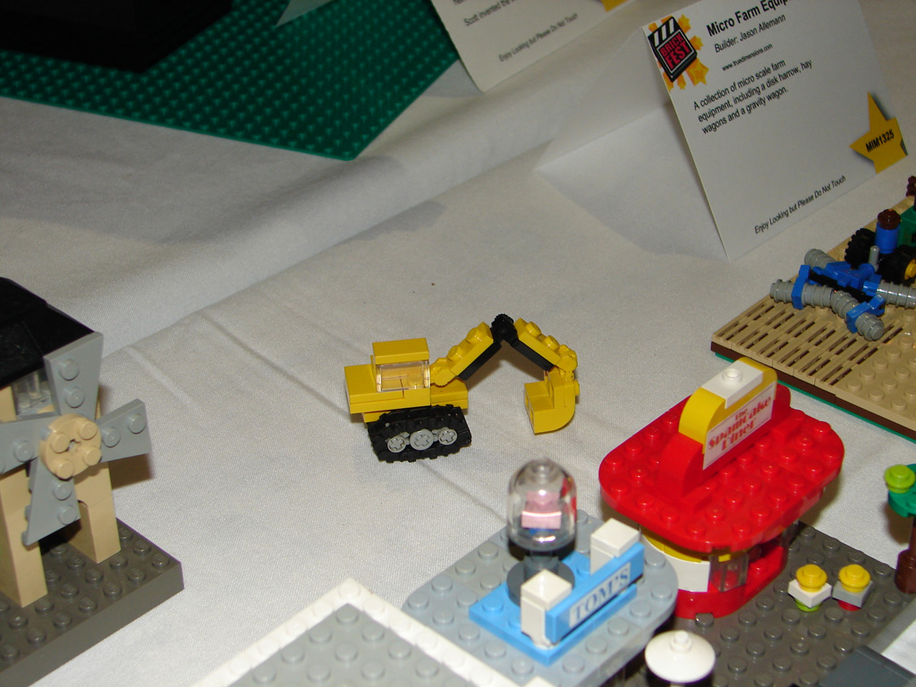 brickfest2k6-227.jpg