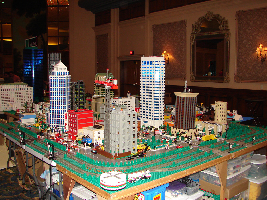 brickfest2k6-251.jpg