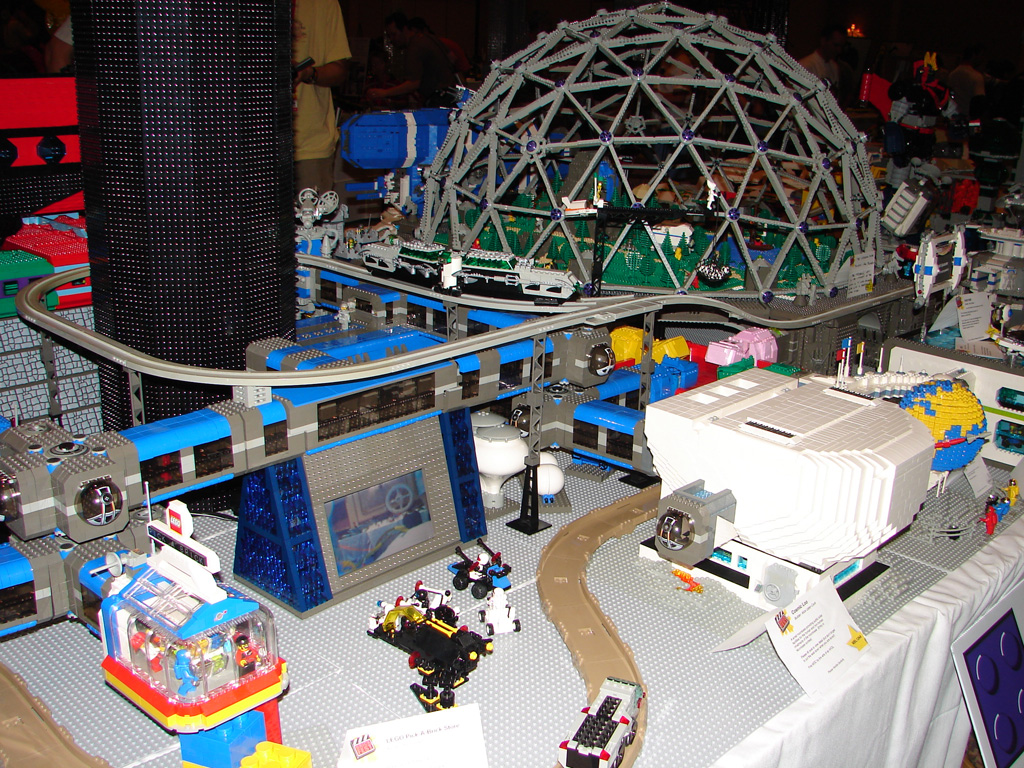 brickfest2k6-377.jpg