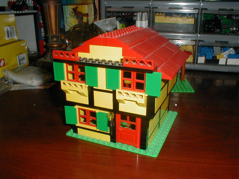 tl2_yellowhouse_1.jpg