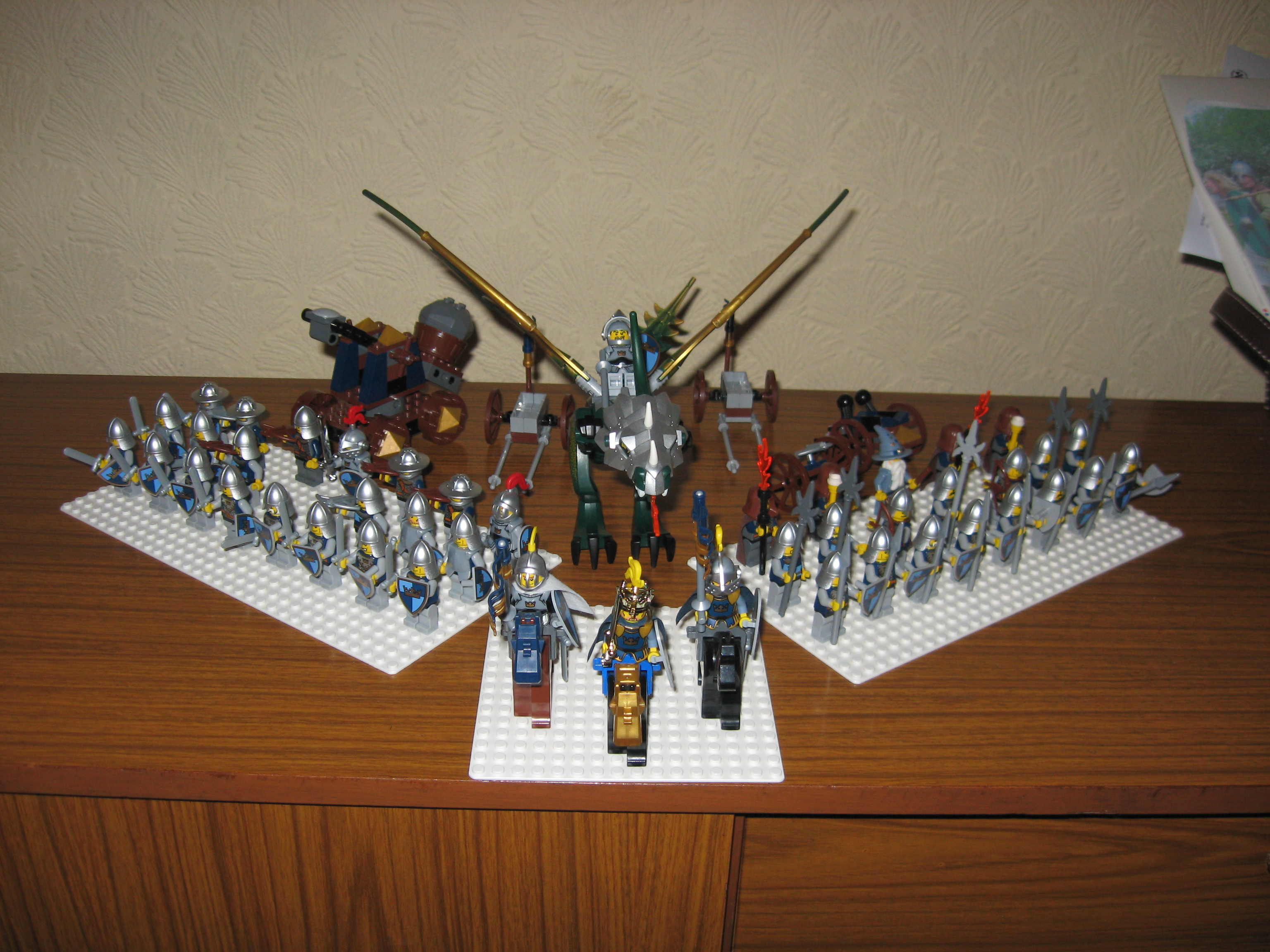 full_army_1.jpg