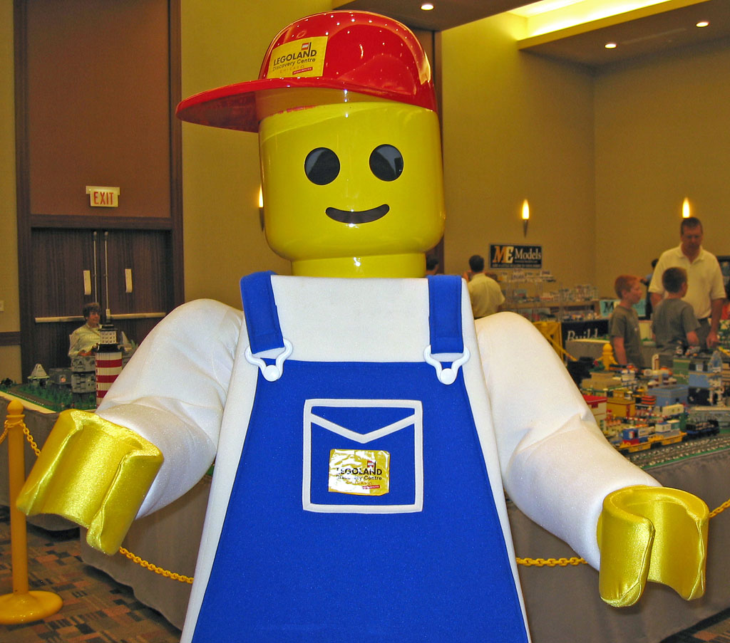 killer_minifig.jpg