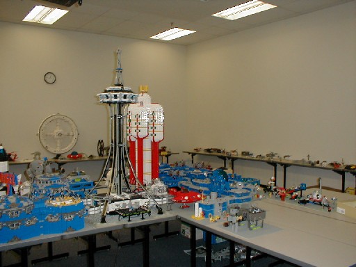 spaceroom01.jpg