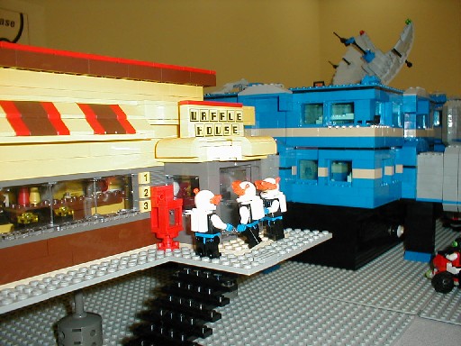spaceroom10.jpg