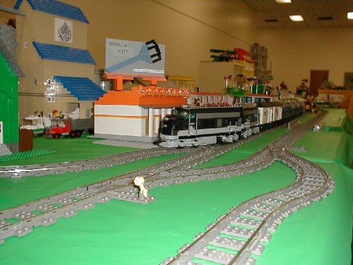 traintown03.jpg