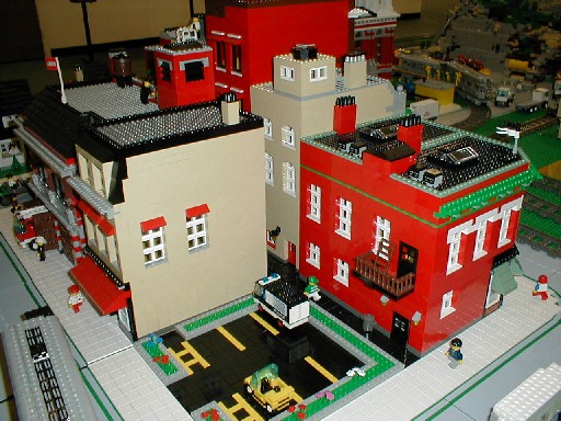 traintown08.jpg
