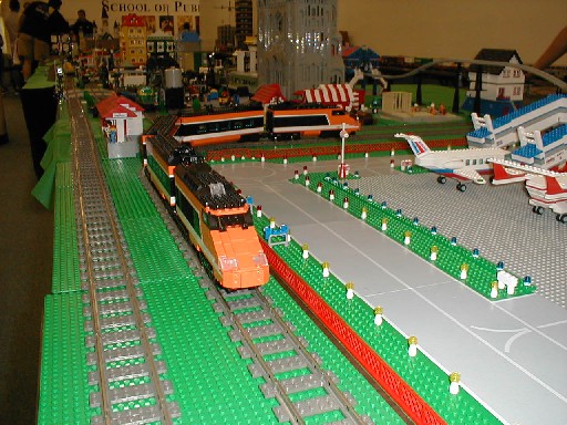 traintown16.jpg