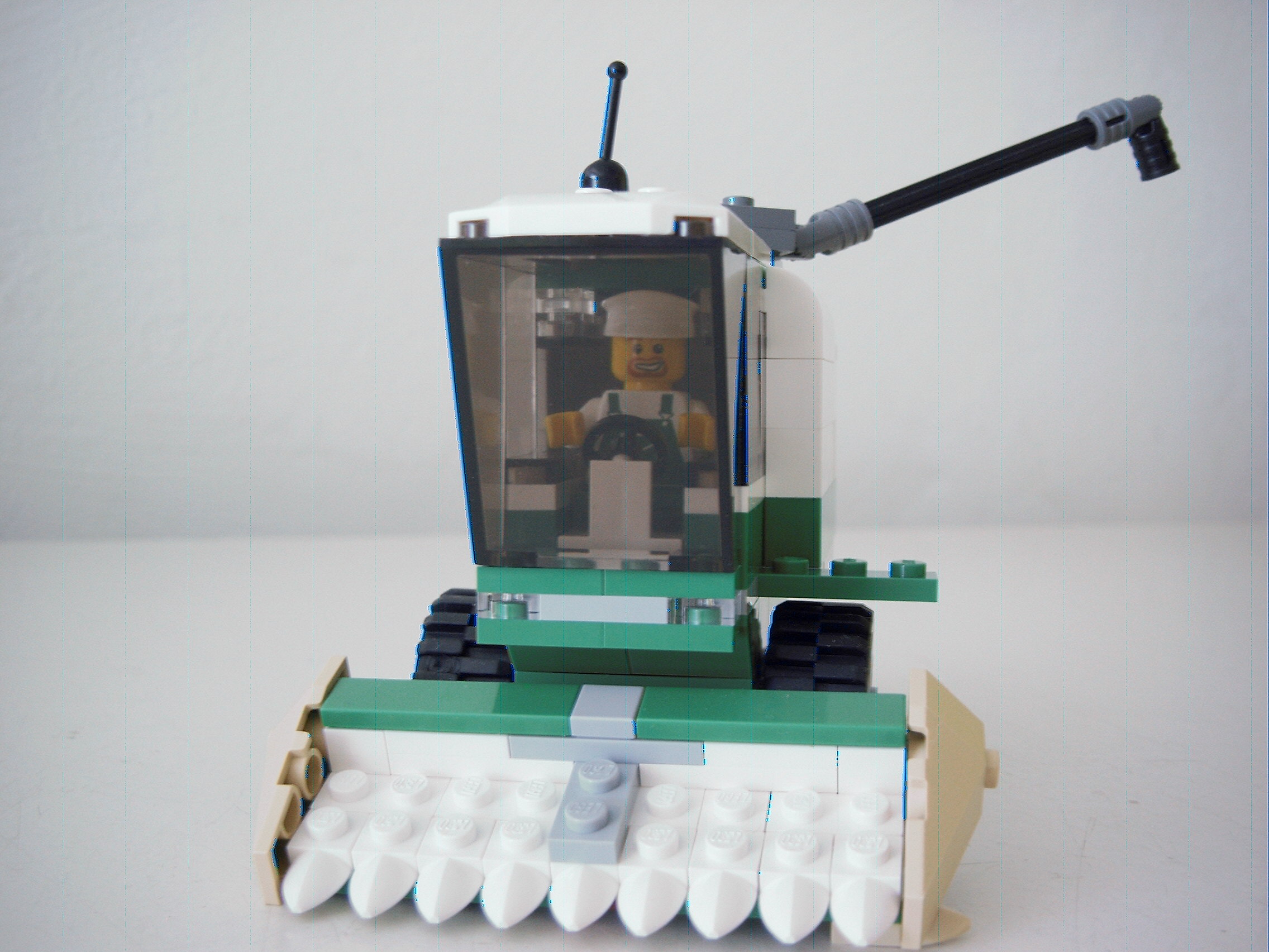 cornharvester1.jpg