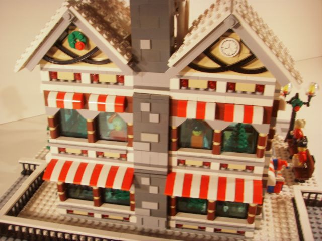 2-winter_toy_shop_back.jpg
