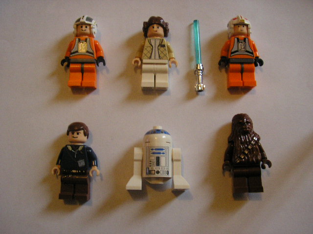 minifigs.jpg
