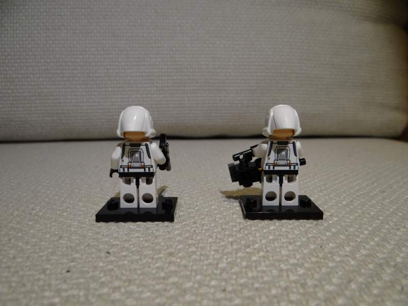 republic_troopers_back.jpg