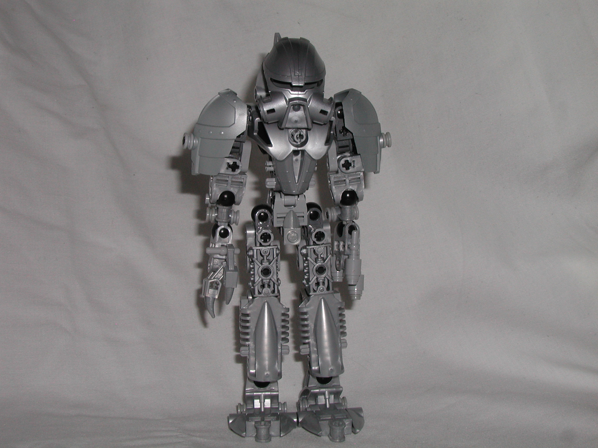 cylonrobocar_003.jpg