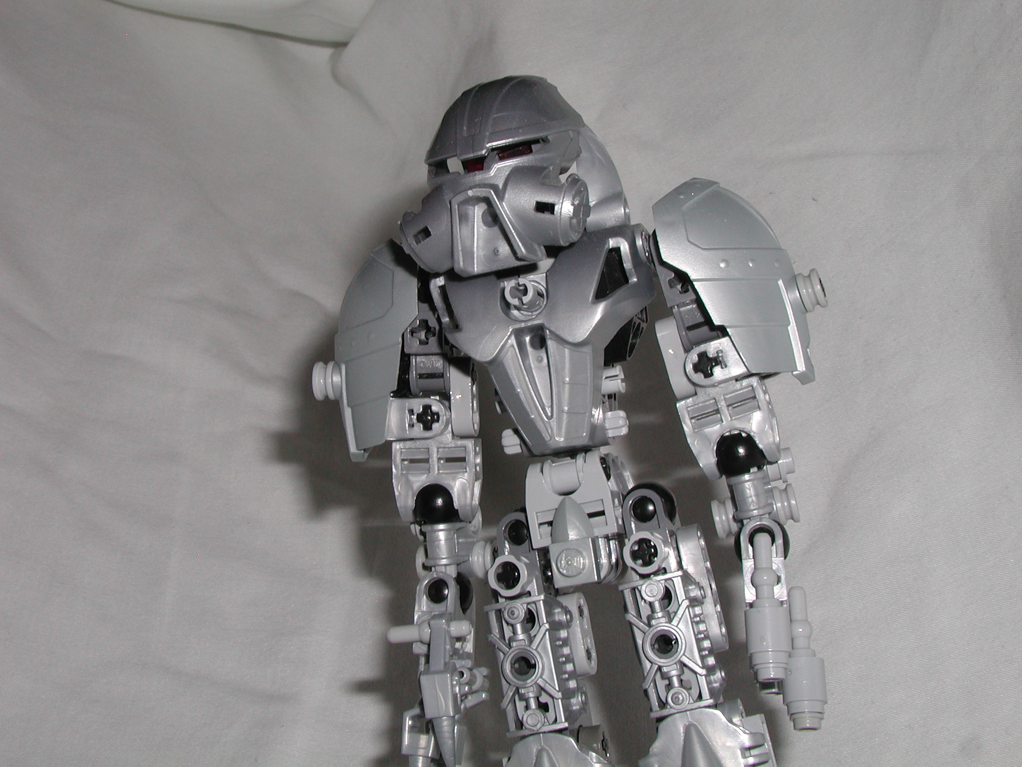 cylonrobocar_004.jpg