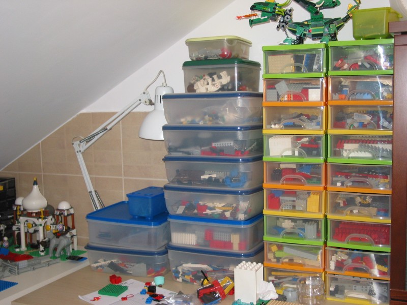 lego_room2.jpg