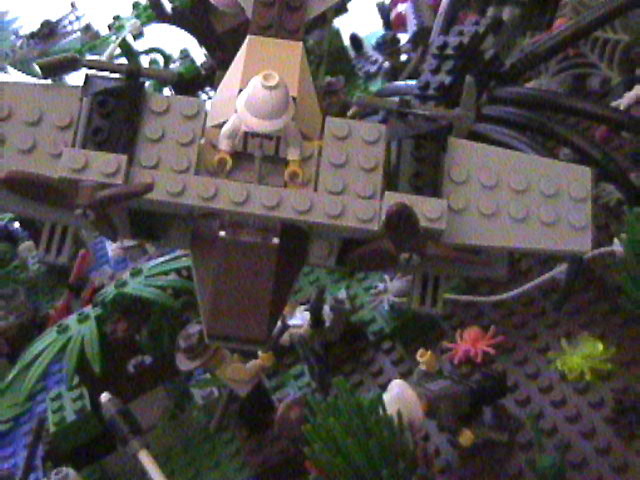 lego_birthday_jungle_diorama_55.jpg