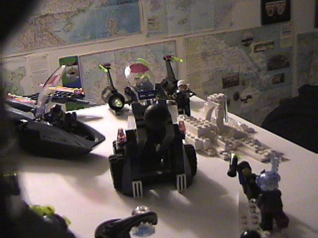 lego_alpha_team_arctic_fort_battle_23.jpg