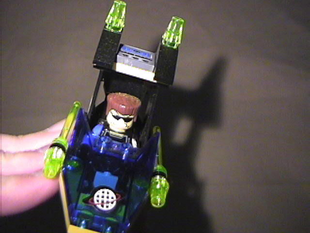 lego_alpha_team_speed_boat_02.jpg