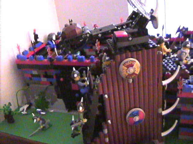 lego_castle_battle_diorama_mar19_2006_08.jpg