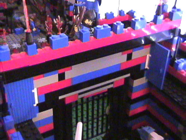 lego_castle_battle_diorama_mar19_2006_29.jpg