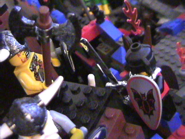 lego_castle_battle_diorama_mar19_2006_42.jpg