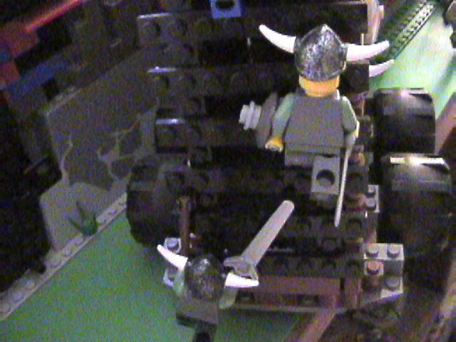 lego_castle_battle_diorama_mar19_2006_44.jpg