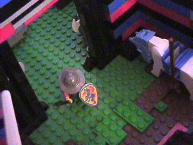 lego_castle_battle_diorama_mar19_2006_76.jpg