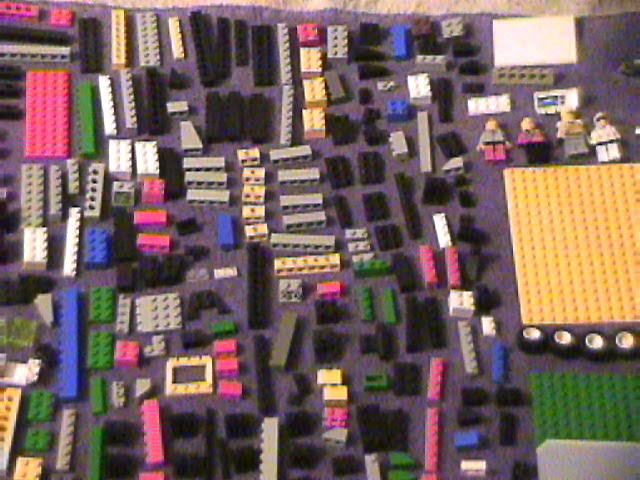 lego_yard_sale_purchase_lot_5-28-2006_10.jpg