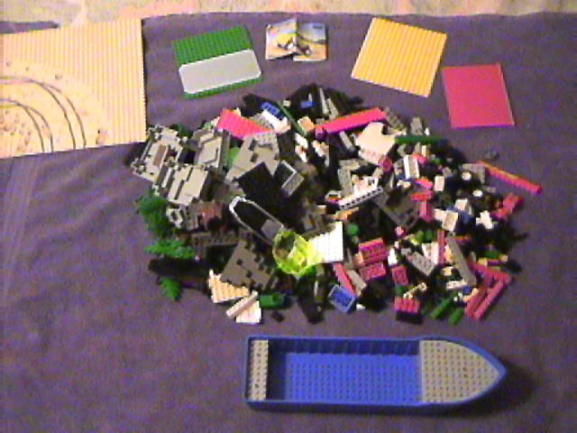 lego_yard_sale_purchase_lot_5-28-2006_27.jpg