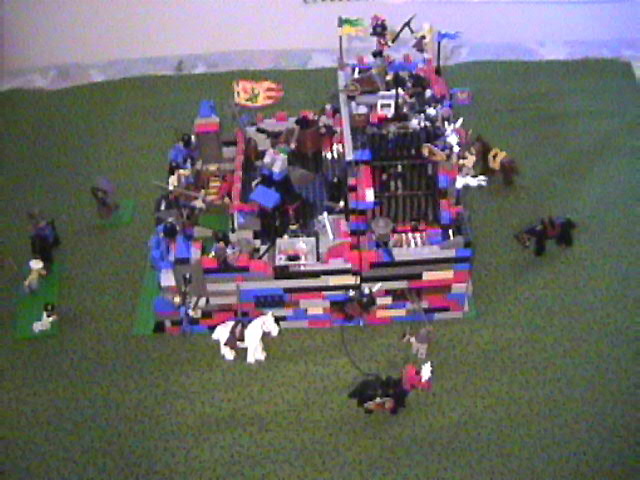 lego_knights_castle_001.jpg