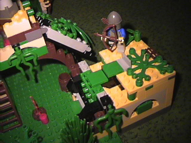 lego_raiders_hideout_10.jpg
