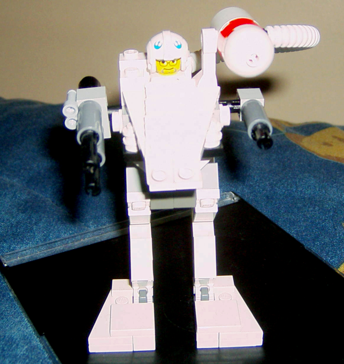 mech_scout2.jpg