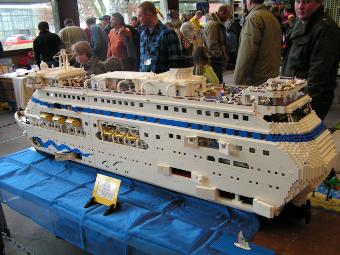kreuzfahrtschiff.jpg