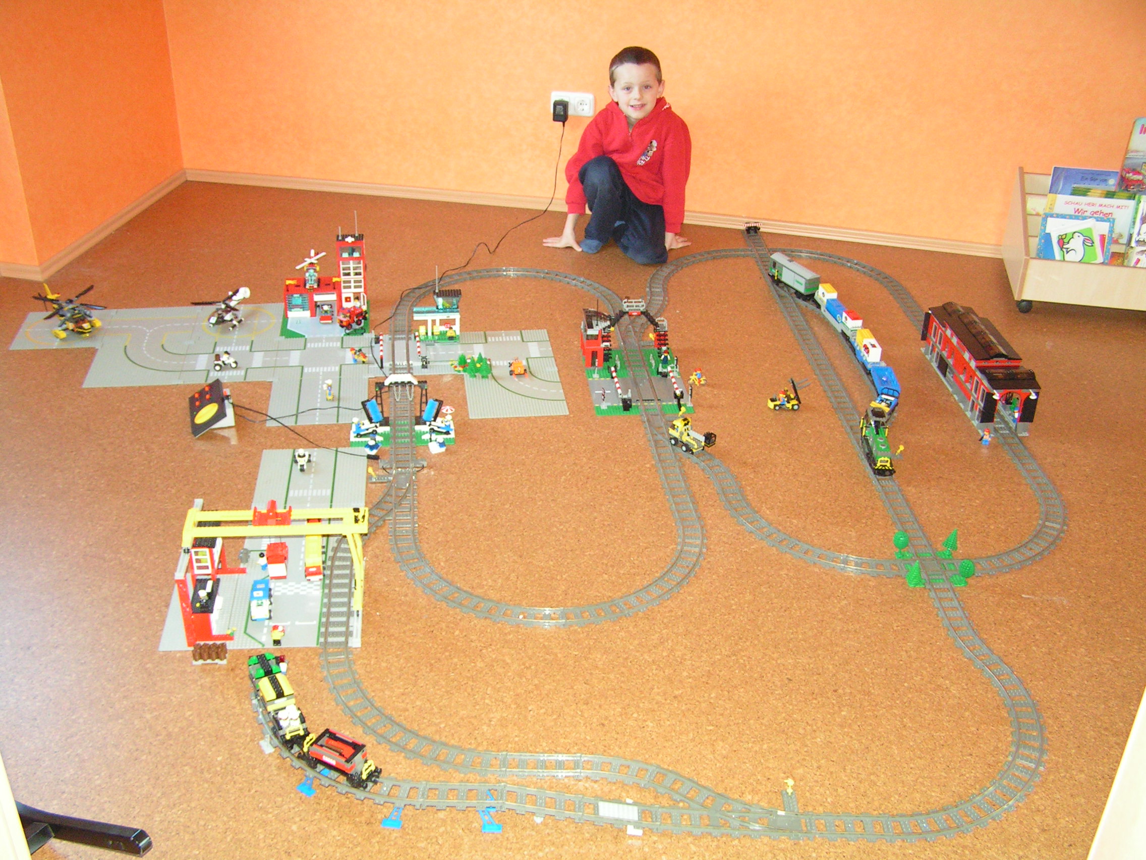 die_gesamte_lego-bahn.jpg