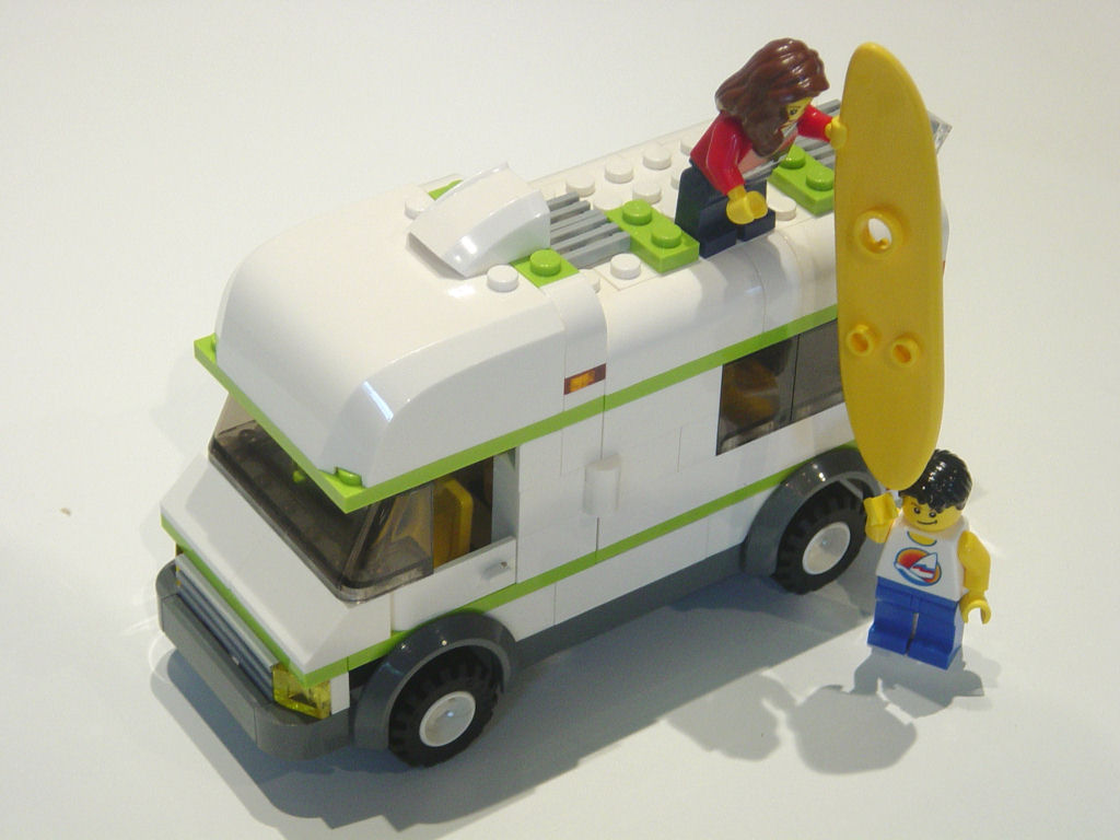 lego_7639_camper_b5.jpg