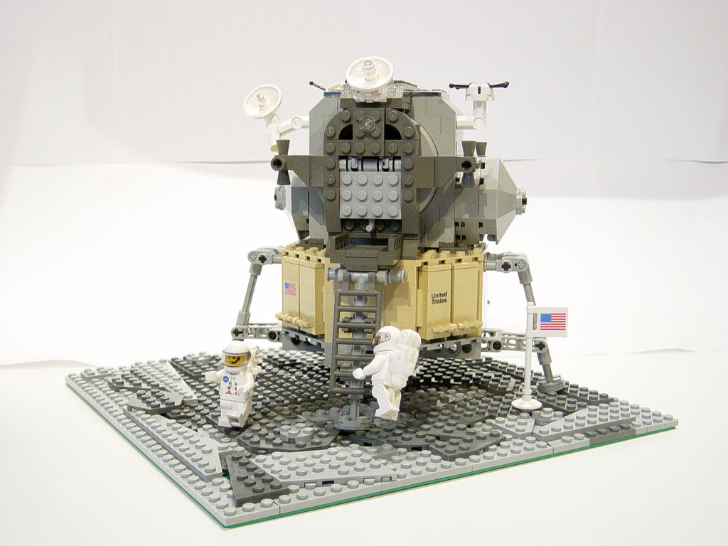 lunar_lander_10029_a.jpg