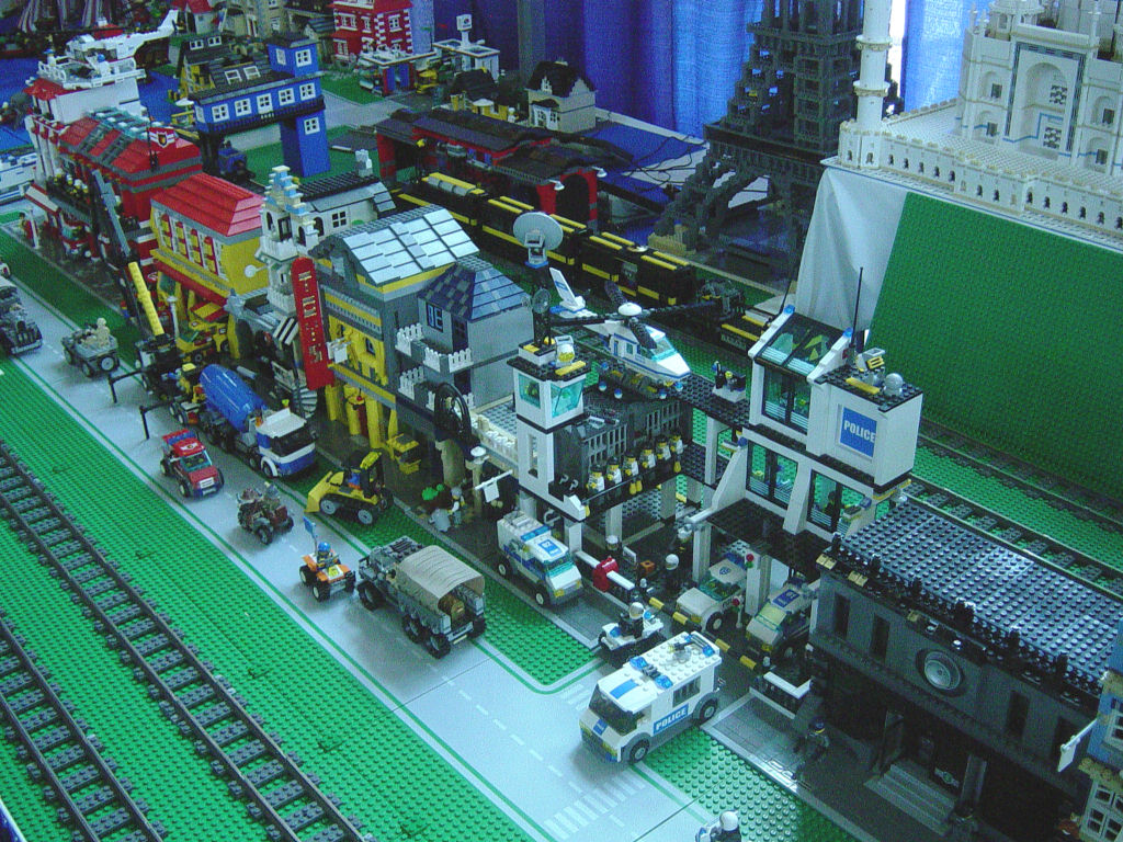 sjkid_fair_layout_2009_g.jpg