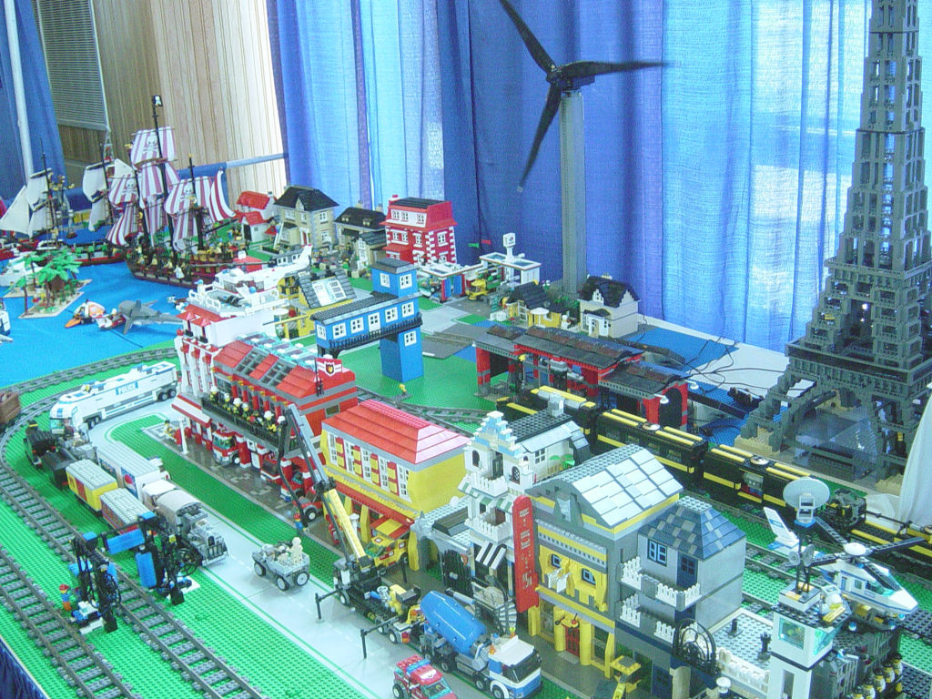 sjkid_fair_layout_2009_h.jpg