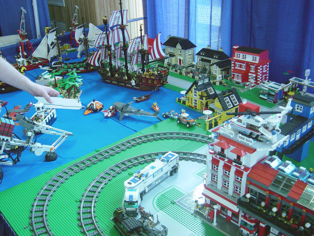 sjkid_fair_layout_2009_i.jpg