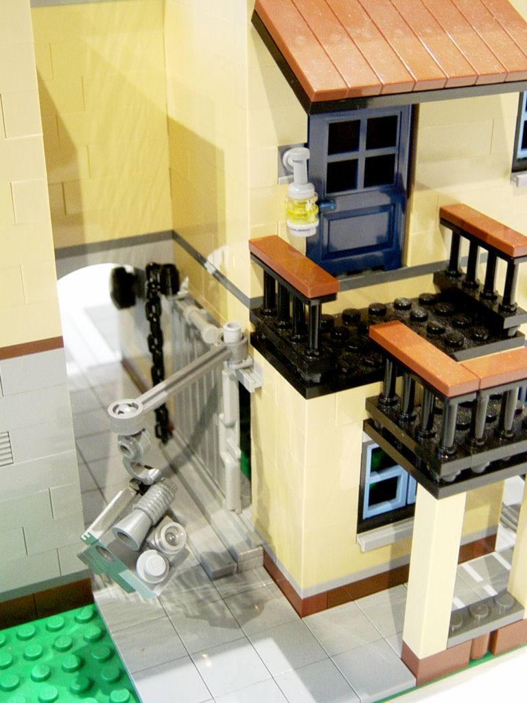 small_engine_repair_shop_moc_c.jpg