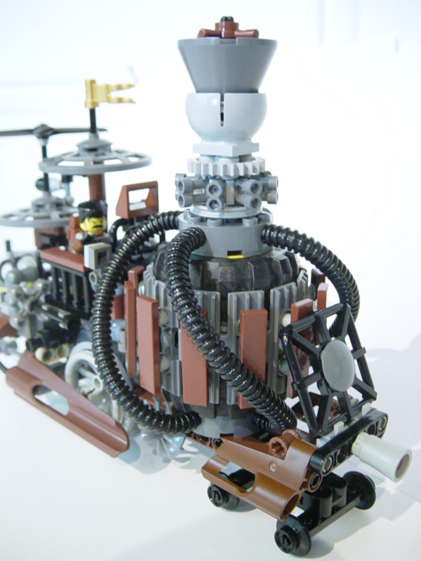 h_lego_moc_steampunk_train_backc.jpg