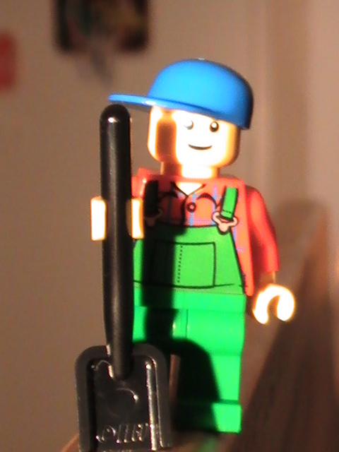 03_the_minifig.jpg