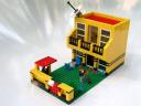House02