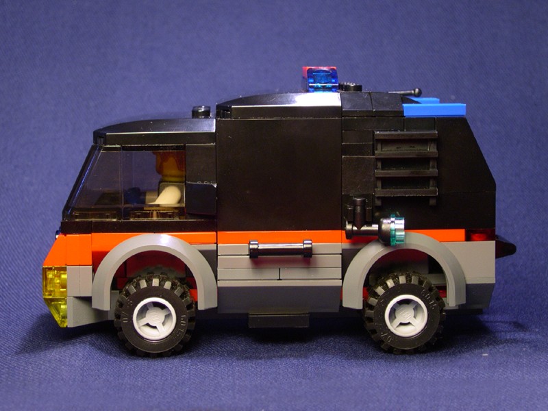 a_van02.jpg
