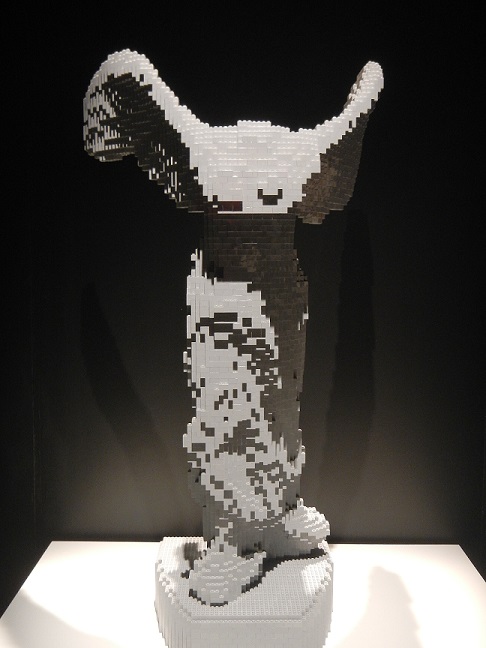 art_of_the_brick_018.jpg